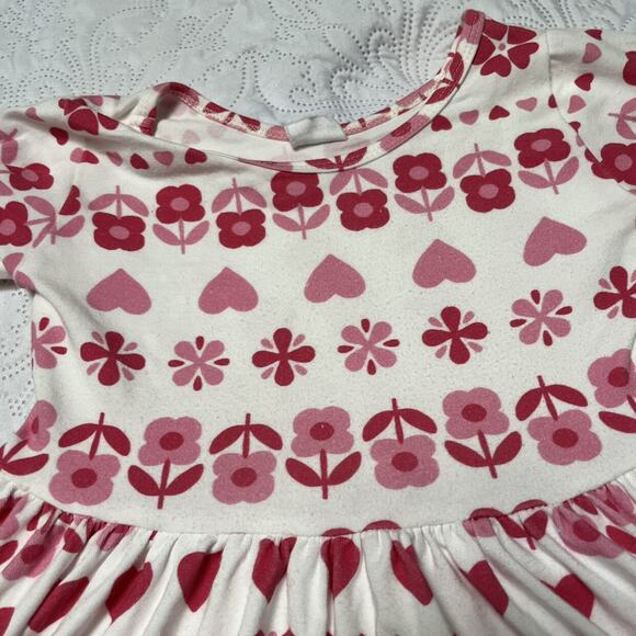 Vivie & Ash Valentine Twirly Dress Size 6 - Picture 5 of 7